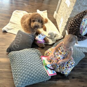 goldendoodles make great reading companions for children